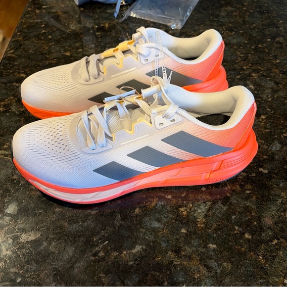 Adidas Queststar 3 “Dash Grey Semi Impact Orange” in size 11 for men - Picture 6 of 6